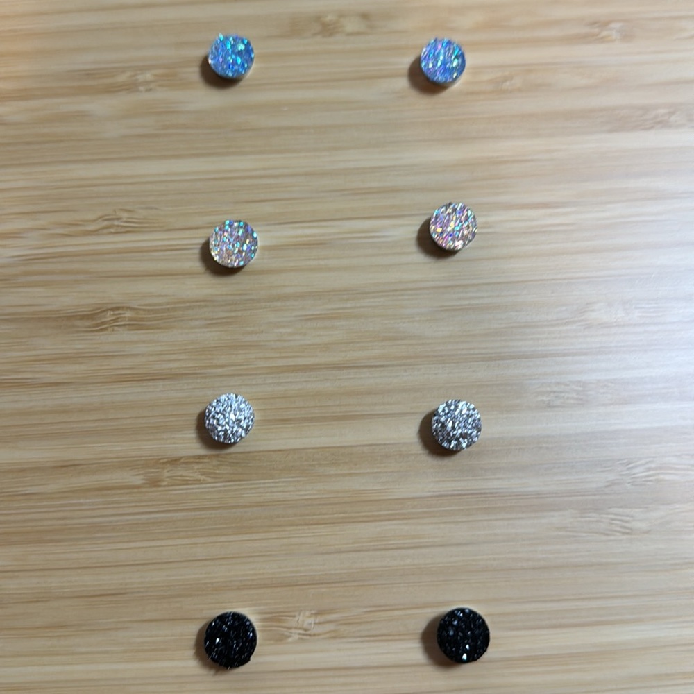 4 pairs Atheniz Magnetology Earrings individually wrapped. No piercing necessary